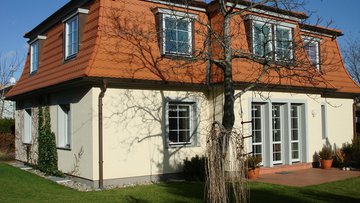 Pořízení, správa a zhodnocení vily v pražském Suchdole